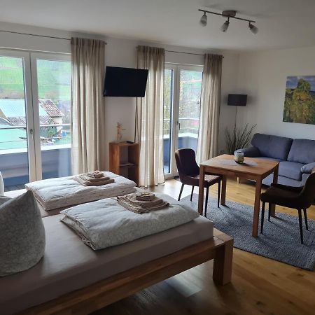 Mosel-Auszeit Apartment เบราเนอแบร์ก ภายนอก รูปภาพ