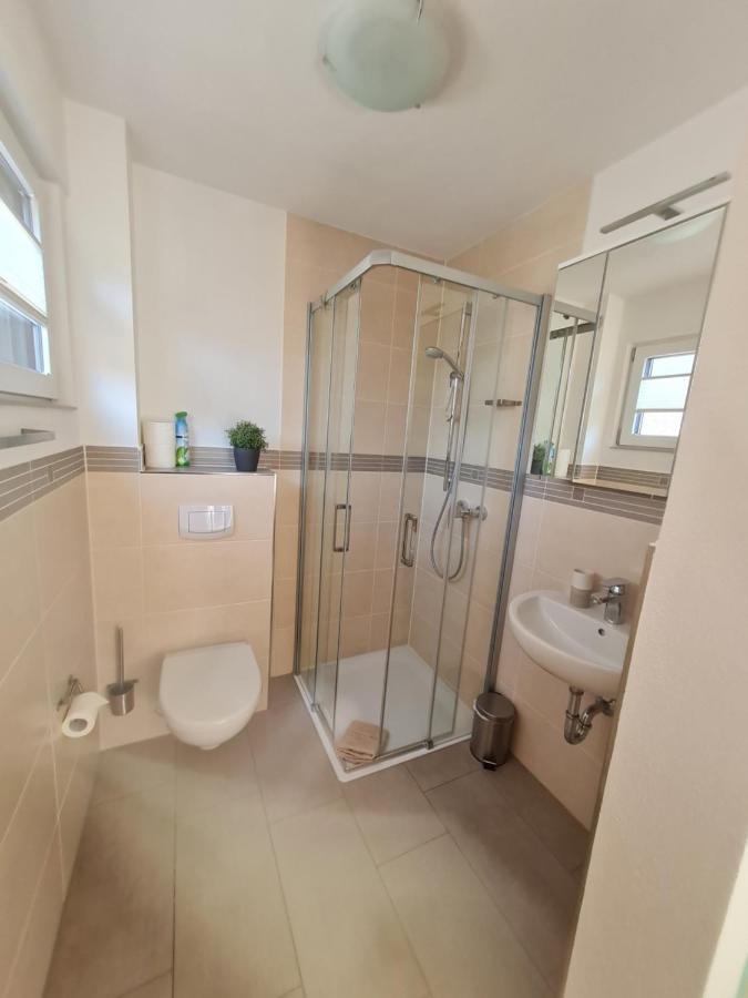 Mosel-Auszeit Apartment เบราเนอแบร์ก ภายนอก รูปภาพ