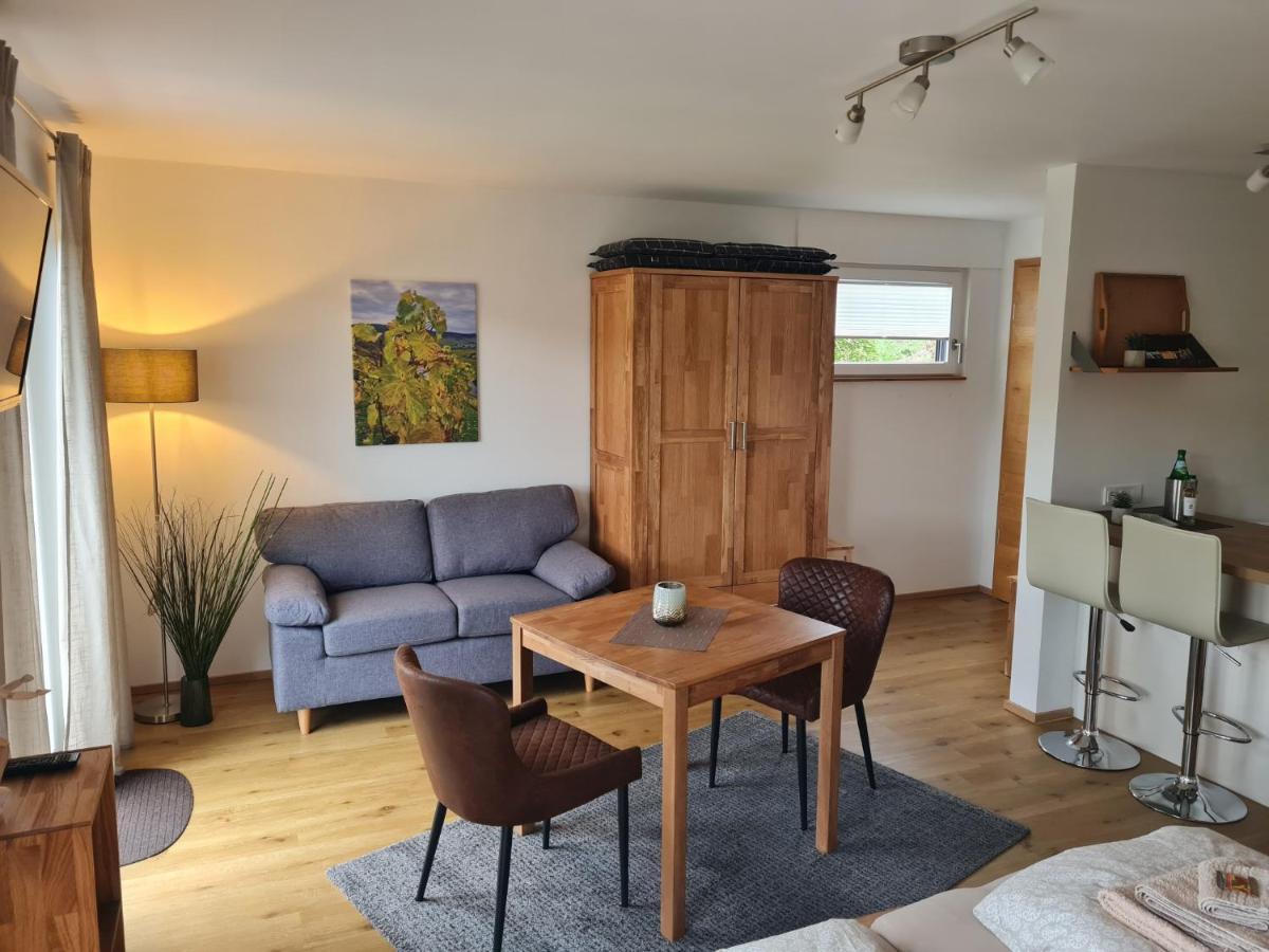 Mosel-Auszeit Apartment เบราเนอแบร์ก ภายนอก รูปภาพ