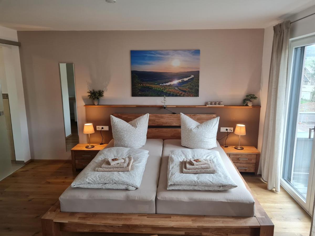 Mosel-Auszeit Apartment เบราเนอแบร์ก ภายนอก รูปภาพ