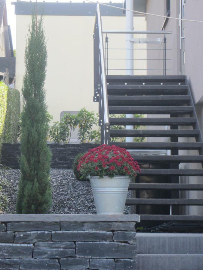 Mosel-Auszeit Apartment เบราเนอแบร์ก ภายนอก รูปภาพ